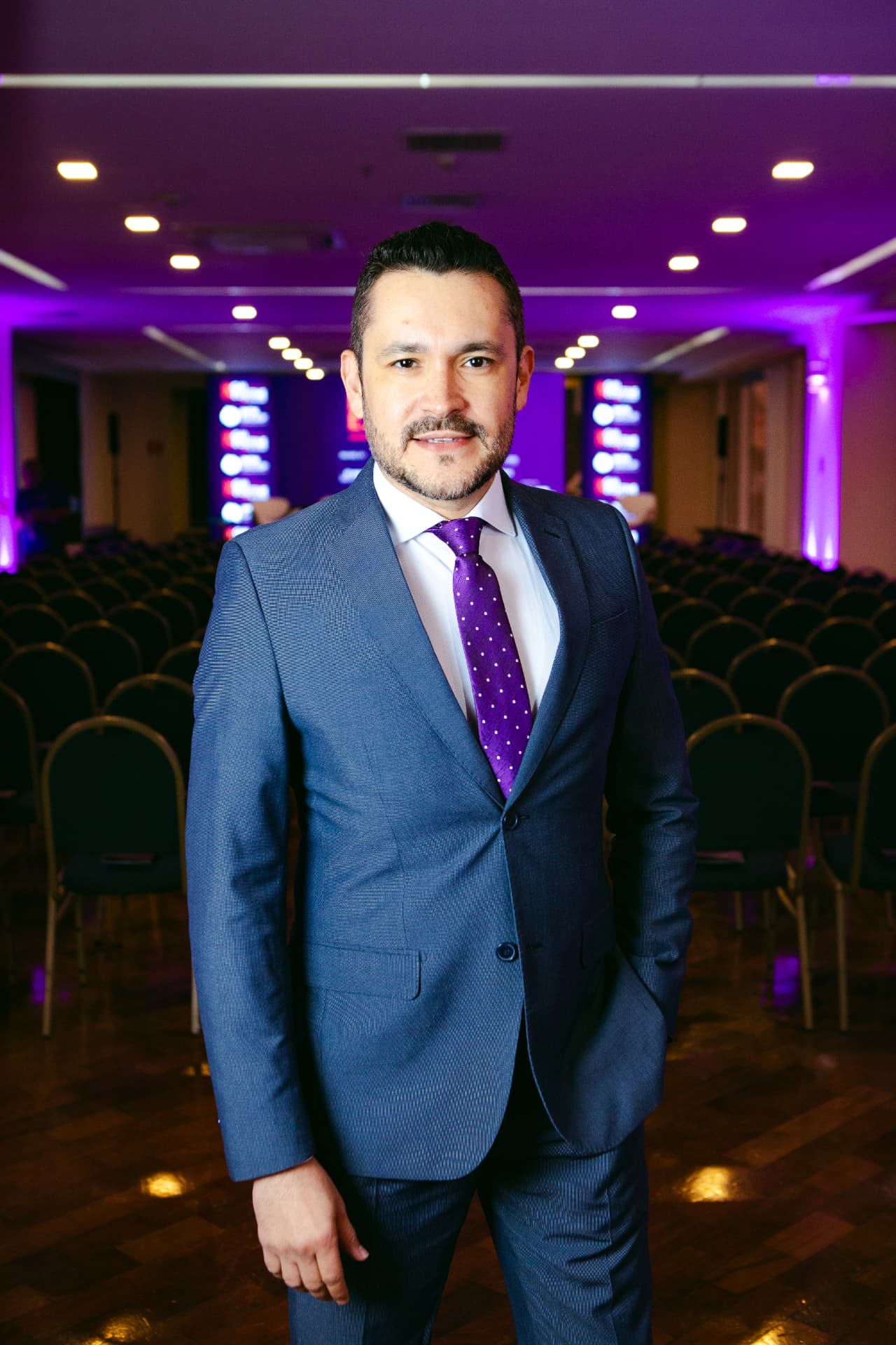 Retrato de Prof. Esp. Jeferson Caldas